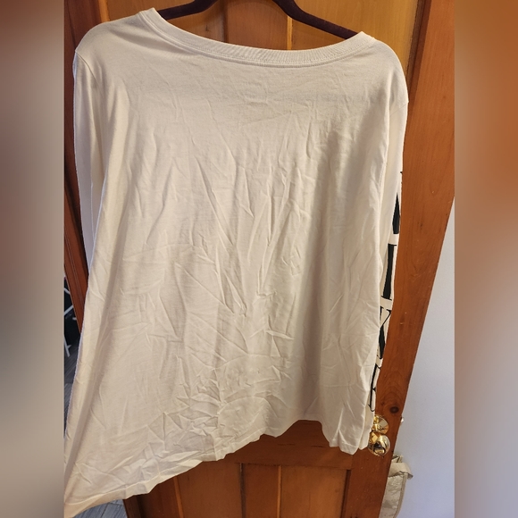 White Nike Long Sleeve 2x - Picture 3 of 4